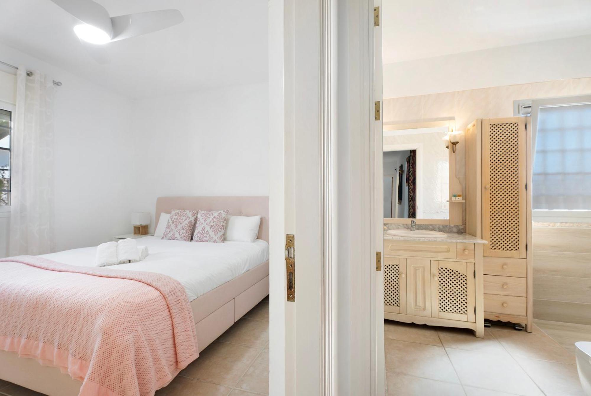 Casa Carla Private, Pool, Air By Paramount Holidays Puerto de Santiago  Εξωτερικό φωτογραφία